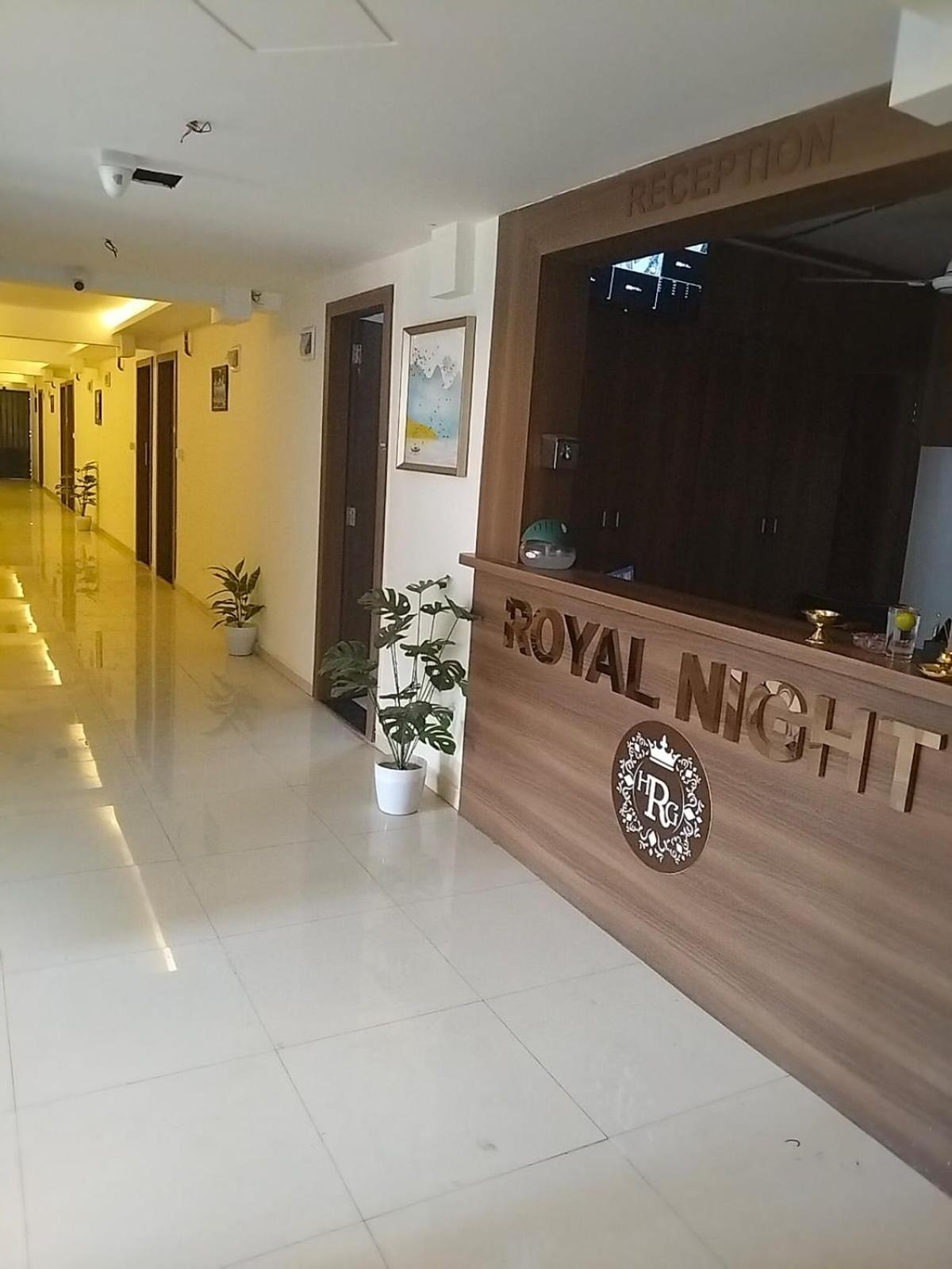 Hotel Royal Night Daman Exteriör bild